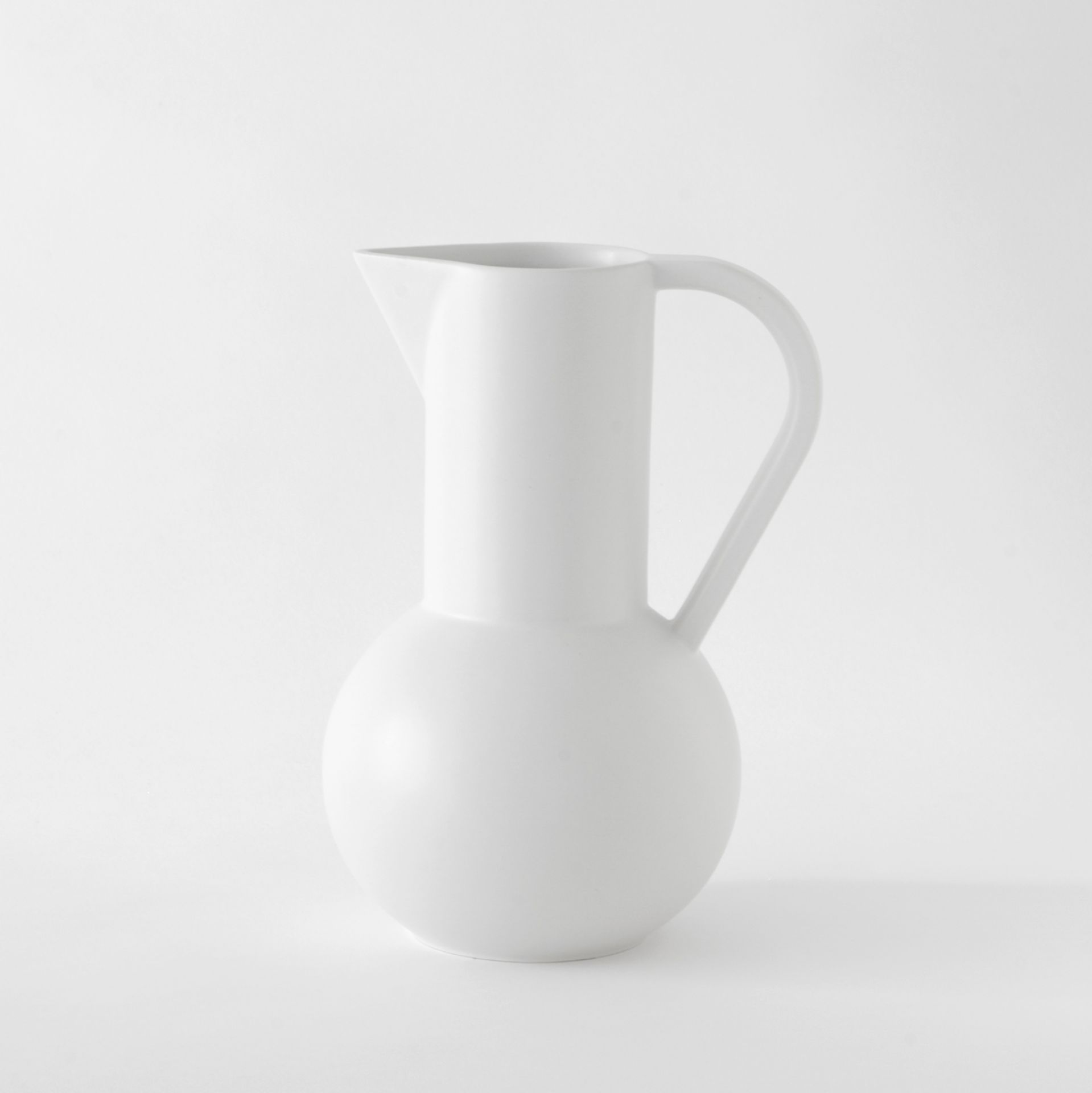 Large Jug Cruche grand raawii gris vaporeux OFFRE SPECIALE